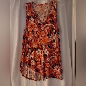 Sleeveless Vneck Tunic